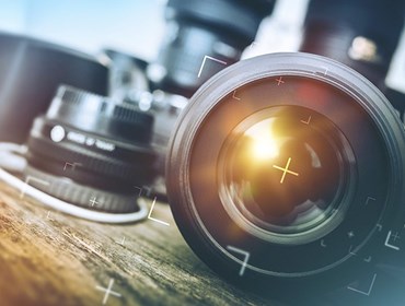 Sản xuất ( Chụp Ảnh- In Ấn ) 